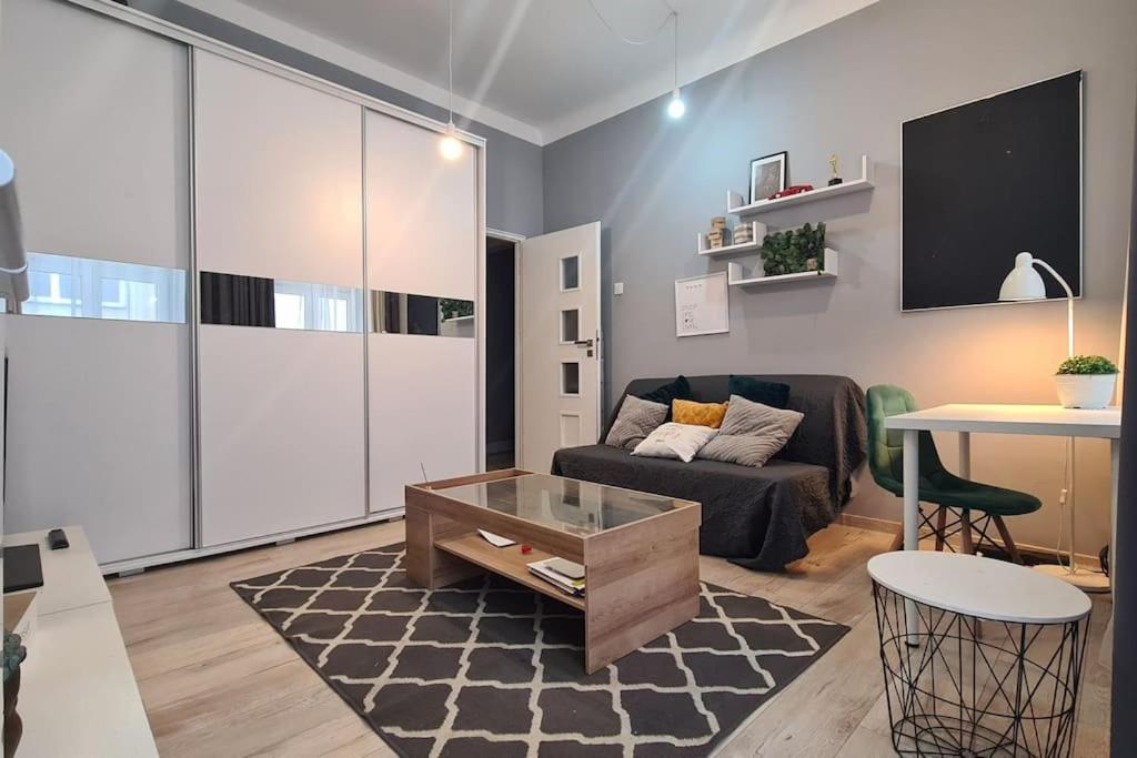 Ferienwohnung Apartament Kruka - Srodmiescie 1 Lublin Exterior foto